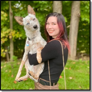 Audrey McRae, Groomer
